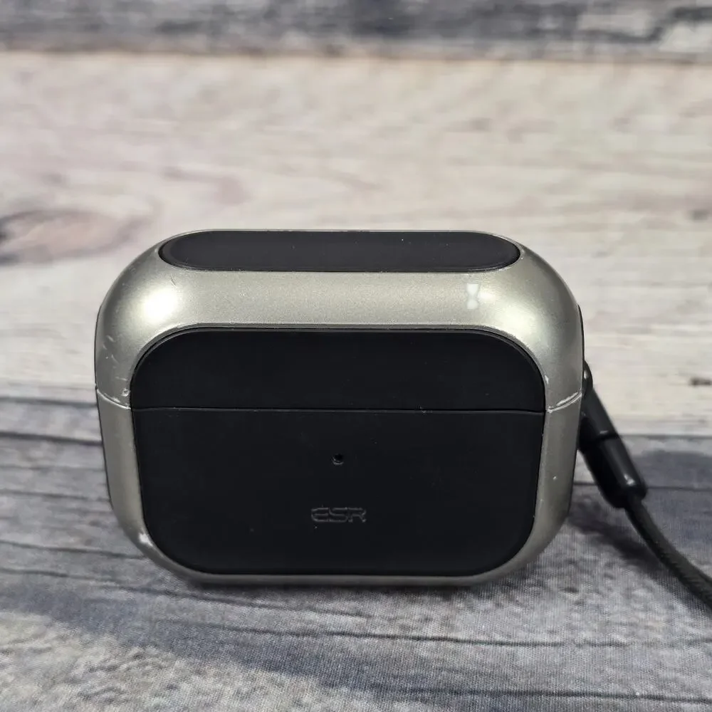 Apple AirPods Pro Charging CASE 2nd Gen USB‑C Black Removable Rubber Outer Shell